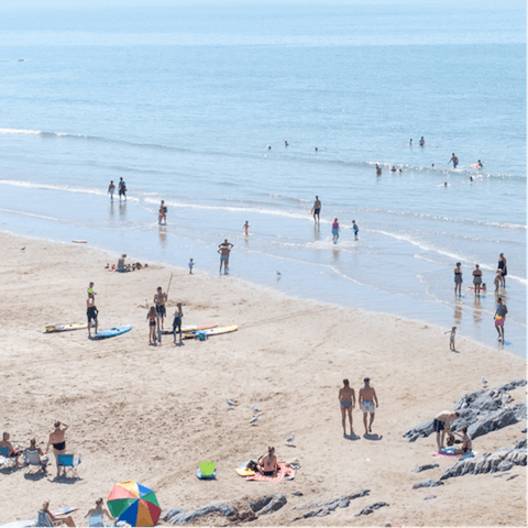 Spend a day soaking up the sun at Sandsend beach