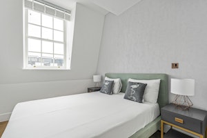 City Gaze image 6