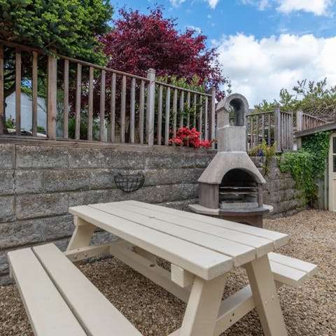 Fire up the barbecue and dine alfresco under the starry skies