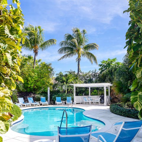 Snooze by the pool after a morning on the local golf course 