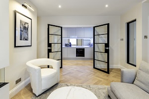 Kensington Retreat image 8