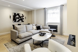Kensington Retreat image 7