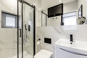 Kensington Retreat image 5