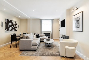Kensington Retreat image 1