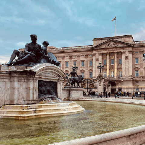 Visit Buckingham Palace at the heart of London