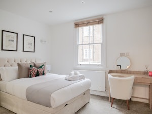 Kensington Hideaway image 15