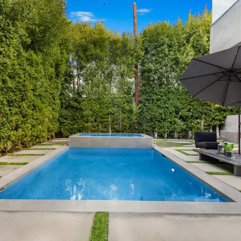 Cool off from the Californian sun in the private pool