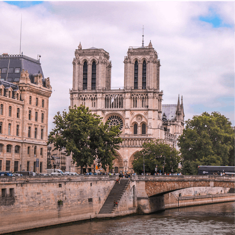 Stroll just fifteen minutes to the iconic Cathédrale Notre-Dame 