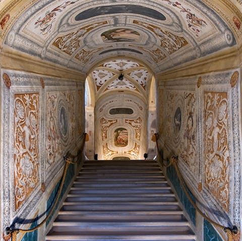 Admire the palatial frescoes