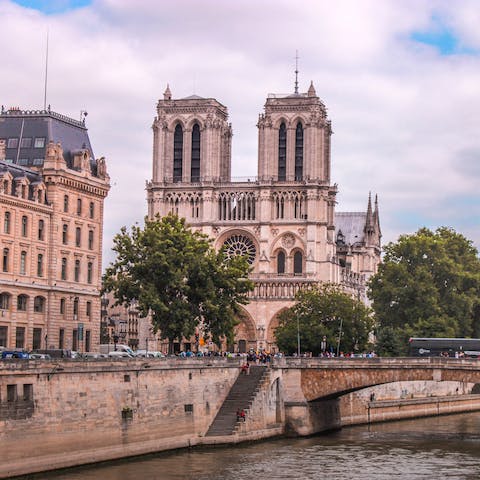 Hop on the metro and be at Notre Dame in less than ten minutes