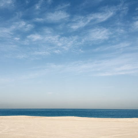Drive down to Al Jazeerah beach to enjoy golden sands and the beautiful Persian Gulf