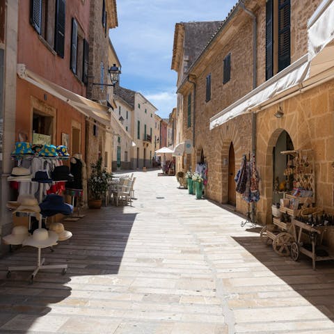 Explore Alcudia's old town, with shops and restaurants on your doorstep