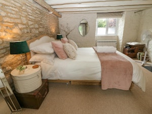 Minchinhampton Cottage image 3