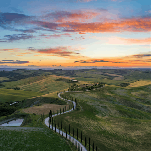 Explore the rolling Tuscan countryside, right on your doorstep