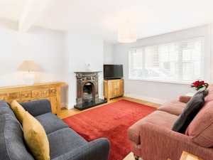Warwickshire Townhouse image 9