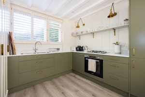 Battersea Set image 2