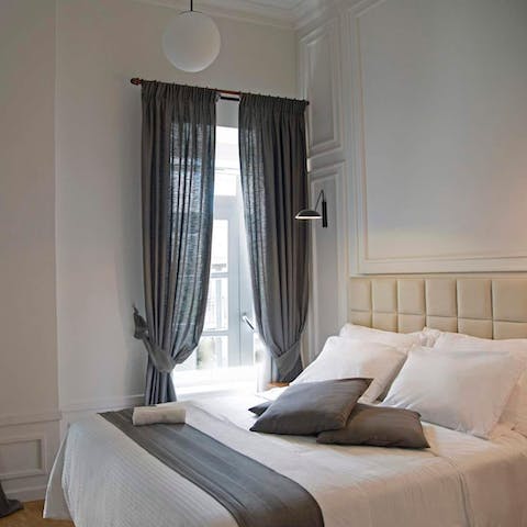 Sleep soundly in the sumptuous main bedroom