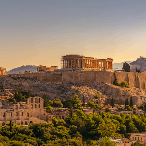 Gaze up at the Parthenon from your privileged position in the heart of the city – you can reach it in ten minutes on foot