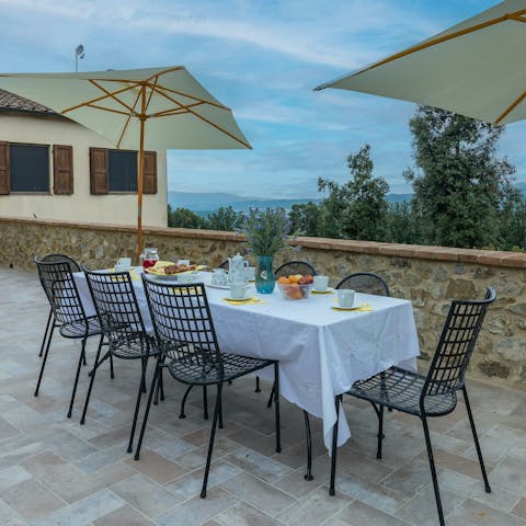 Enjoy views of the Tuscan countryside as you eat