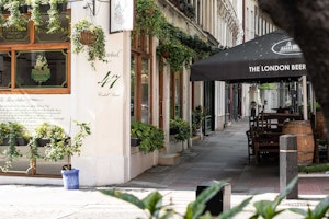 Seven Dials Sparkle image 13