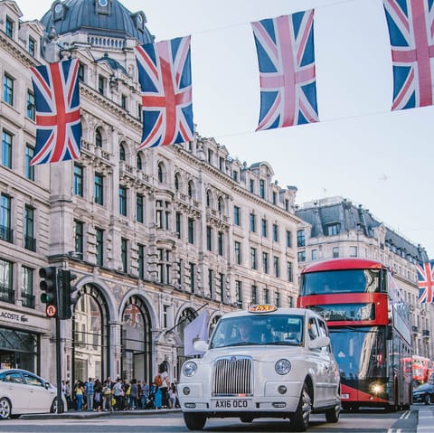 Head into central London & immerse yourself in the many sights and sounds
