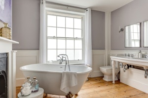 Vanity Flair image 11