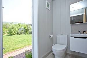 Ginger Meadow image 7