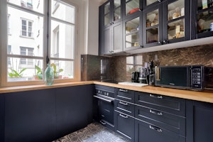 Rocaille Retreat image 7