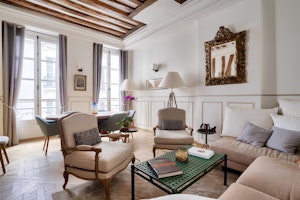 Rocaille Retreat image 1