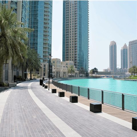 Stroll along Dubai Marina promenade, stopping at cafes along the way