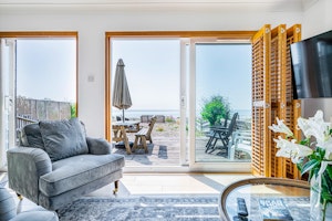 Pevensey Bay Beaut image 13