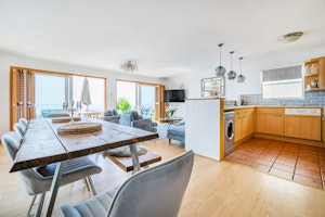 Pevensey Bay Beaut image 12