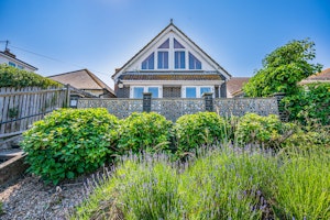 Pevensey Bay Beaut image 10