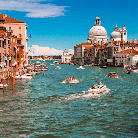 Explore Venice by vaporetto – the stops at San Samuele and Sant’Angelo are close