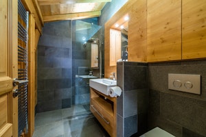 L’Aprèski image 9