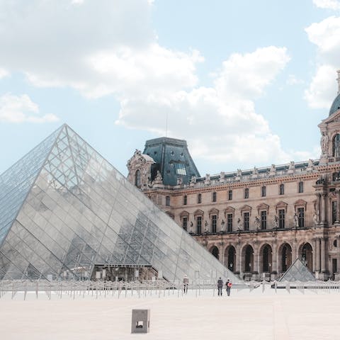 Spend an inspiring afternoon strolling through the Louvre 