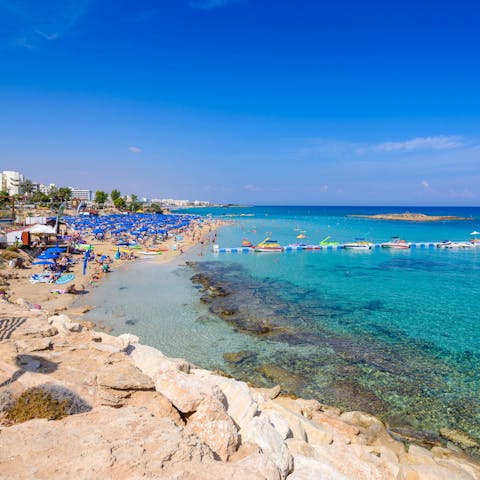 Take the short stroll to Fig Tree Bay beach, a breathtaking seafront with crystal blue water