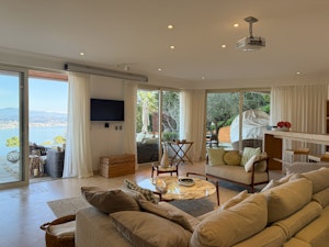 Cote d'Azur Embers image 12