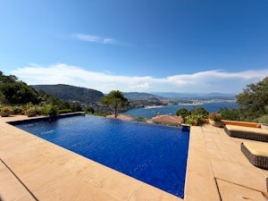 Cote d'Azur Embers image 9