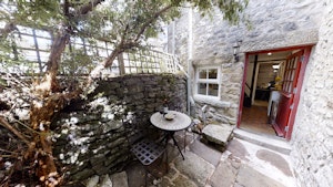 Courtyard Keeper image 6