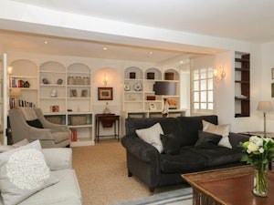 Burford Classic image 1