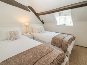 Burford Classic image 12