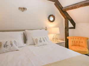Burford Classic image 8