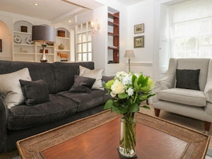 Burford Classic image 4