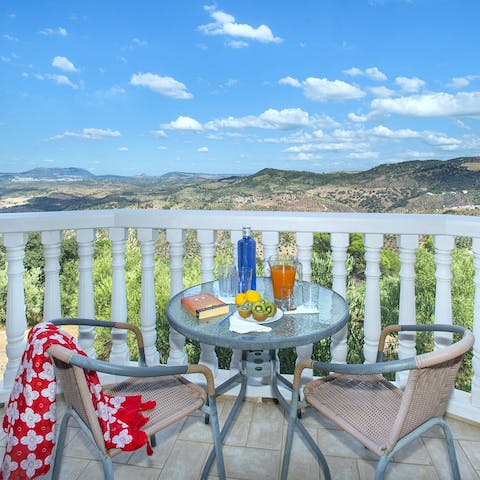 Start your day with an alfresco breakfast on the balcony