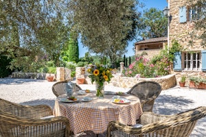 Sunny Stone Abode image 12