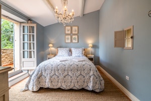 Sunny Stone Abode image 6