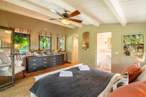 Sunny Stone Abode image 4