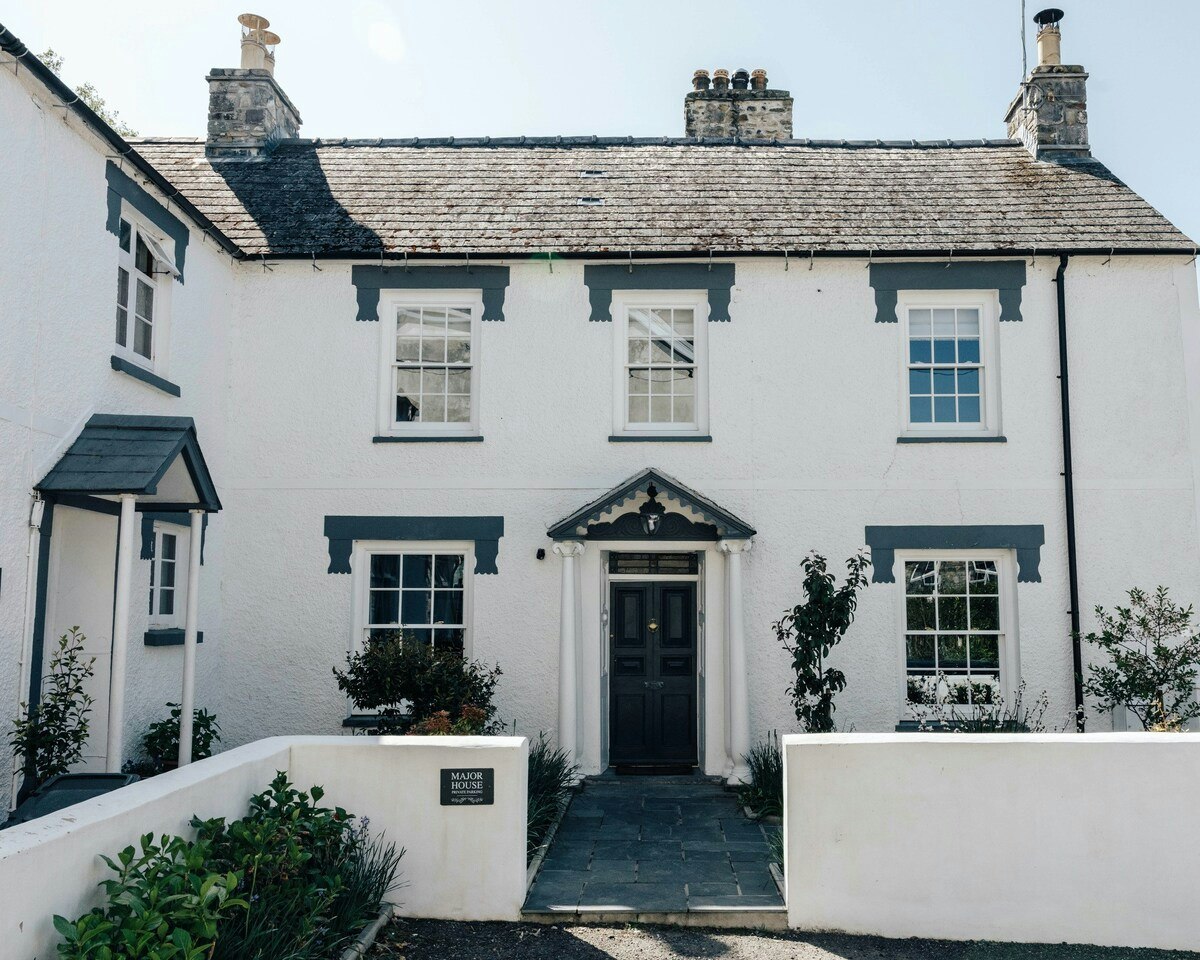 Major House, Wales