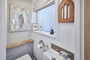 Whitby's Delight image 2